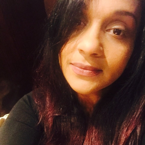 Meet your Posher, Nazaline - Picture 2 of 3